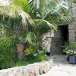 Проживание в семье Casa El Drago-tafira Baja